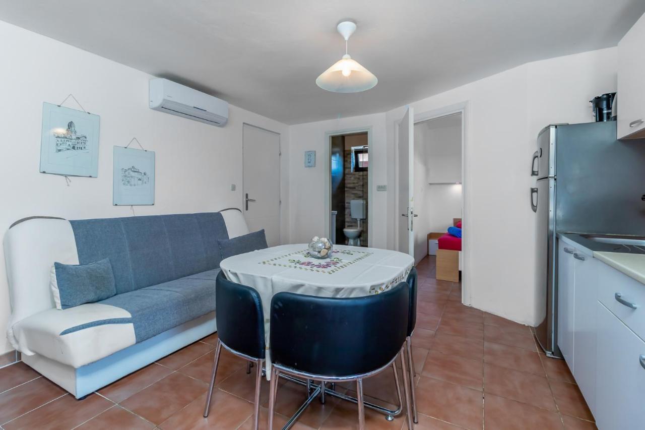 Maestral Apartments Malinska Dış mekan fotoğraf